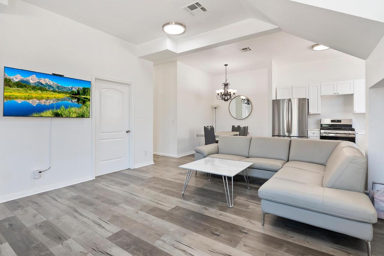 Spacious Private Gated Modern Loft Close To Universal Studio And Hollywood Los Angeles Exterior foto