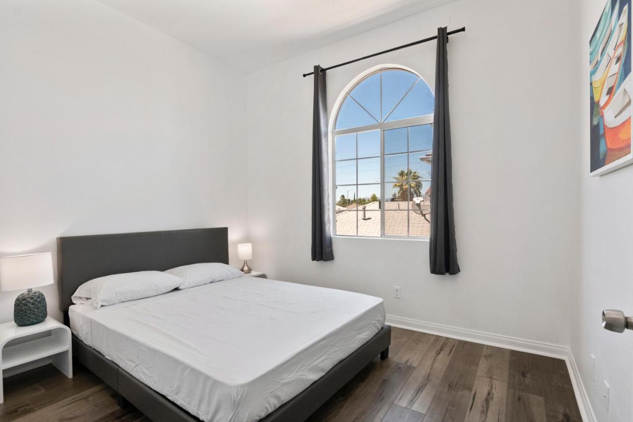 Spacious Private Gated Modern Loft Close To Universal Studio And Hollywood Los Angeles Exterior foto
